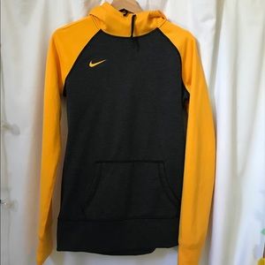 Boys Nike Thermafit Hoodie Sweatshirt comfy!!